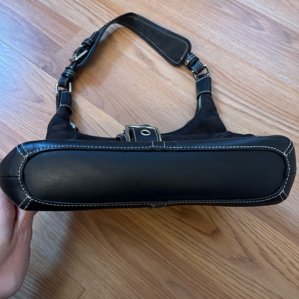 VINTAGE Coach 6823 Black Signature C Soho Shoulder Bag - Picture 9 of 10
